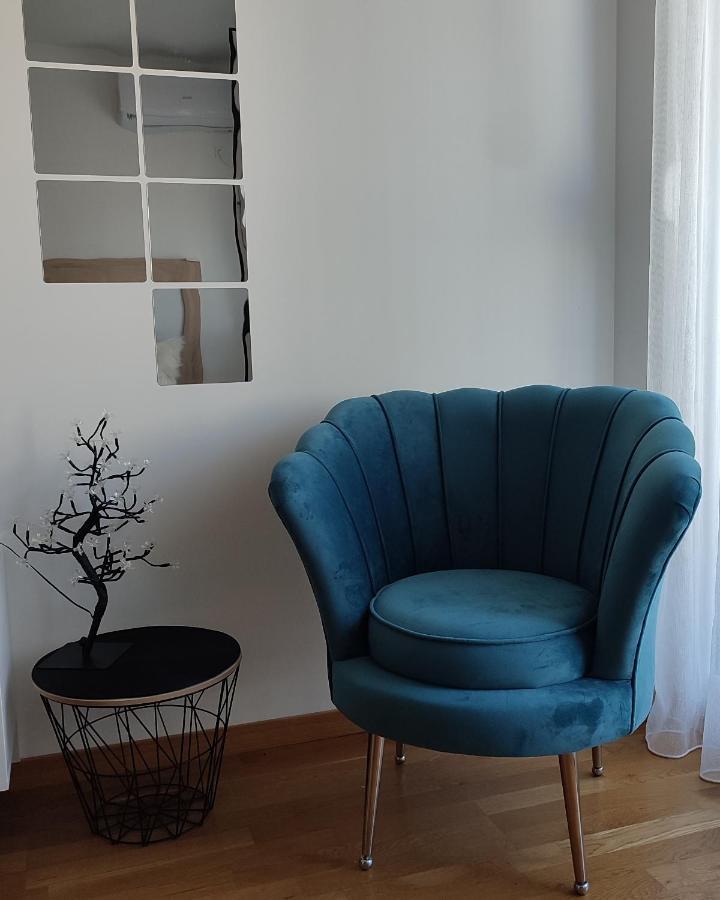 Apartmani Stari Aerodrom Podgorica Ngoại thất bức ảnh