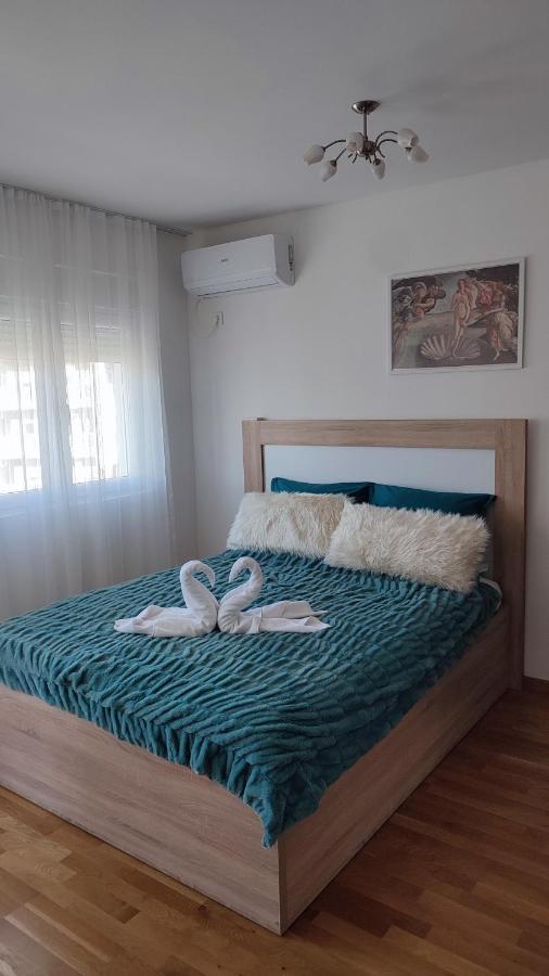 Apartmani Stari Aerodrom Podgorica Ngoại thất bức ảnh